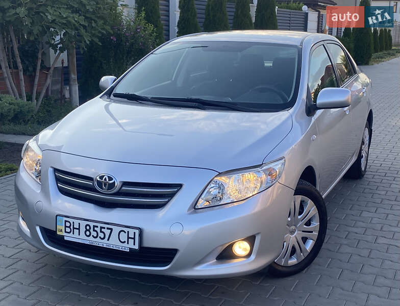Седан Toyota Corolla 2008 в Одессе