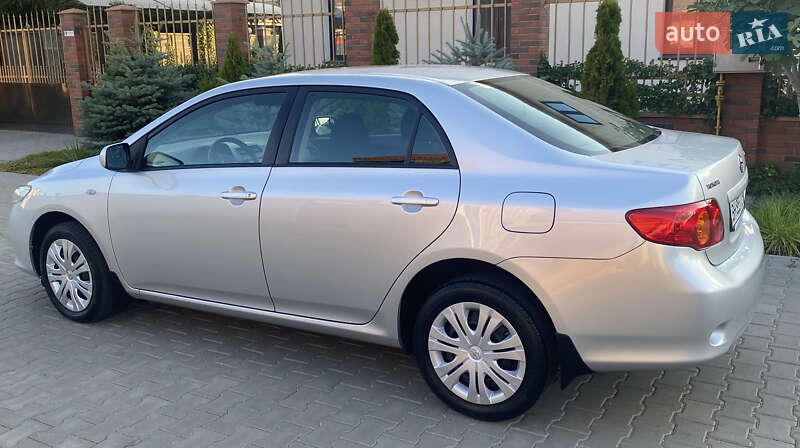 Седан Toyota Corolla 2008 в Одессе