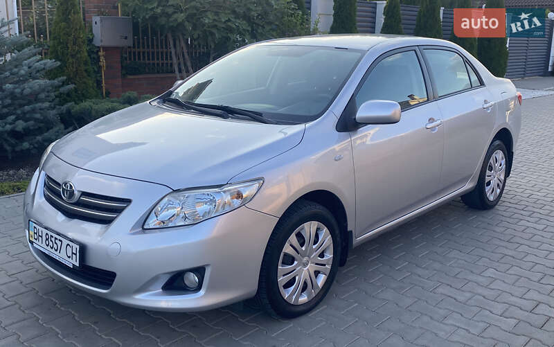 Седан Toyota Corolla 2008 в Одессе