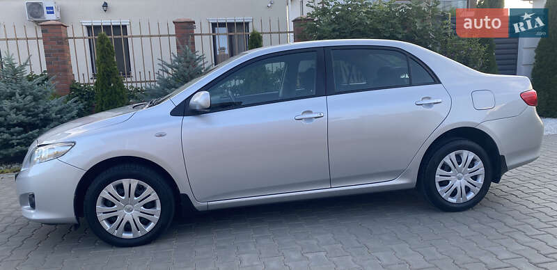 Седан Toyota Corolla 2008 в Одессе