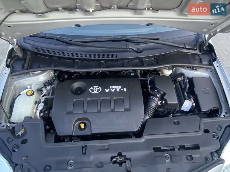 Седан Toyota Corolla 2008 в Одессе