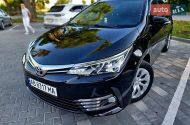 Седан Toyota Corolla 2016 в Виннице
