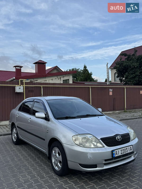 Седан Toyota Corolla 2003 в 