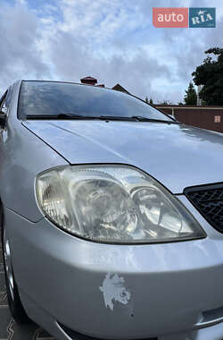 Седан Toyota Corolla 2003 в 
