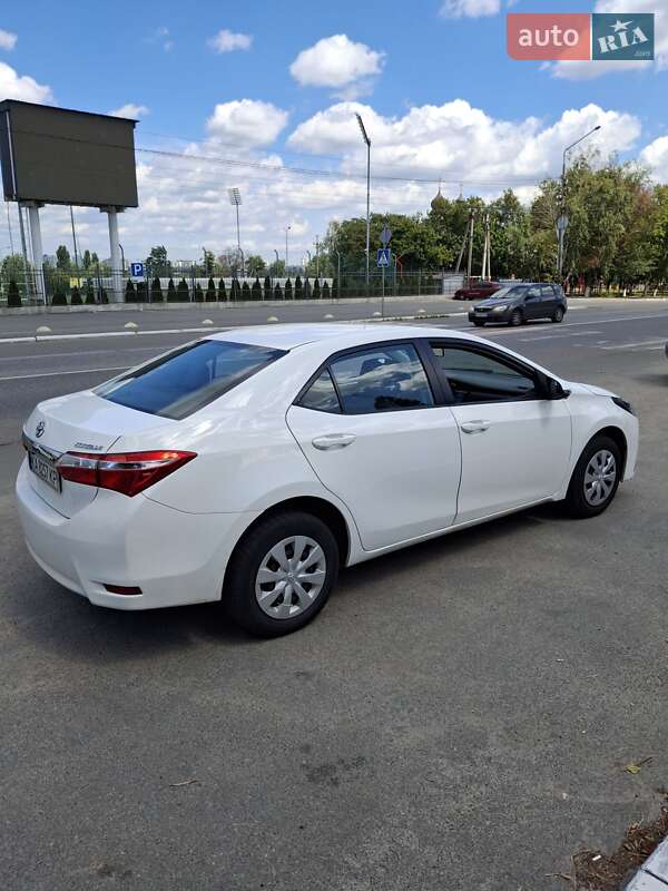 Седан Toyota Corolla 2017 в Киеве фото 8 Седан Toyota Corolla 2017 в Киеве