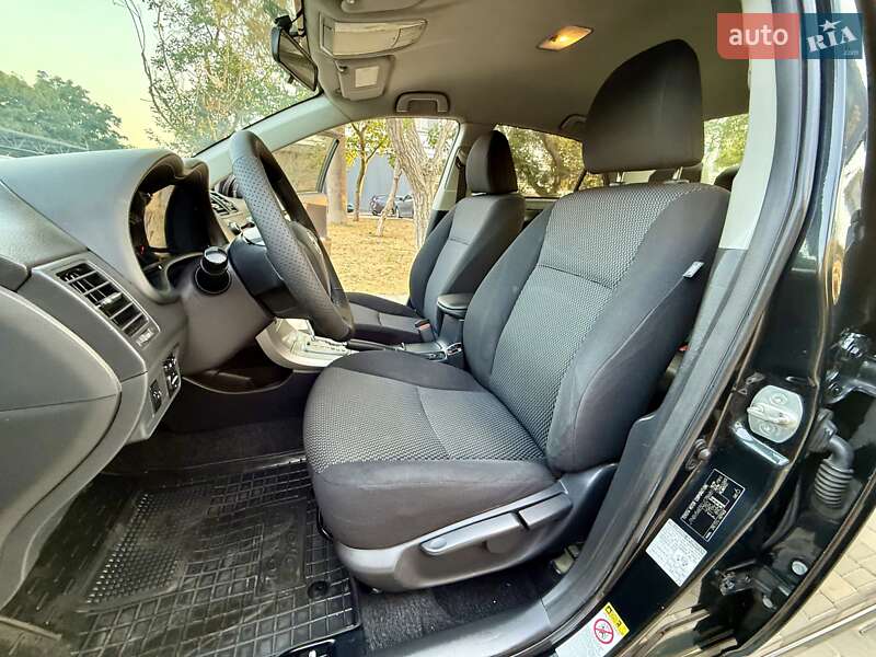 Седан Toyota Corolla 2013 в Одессе