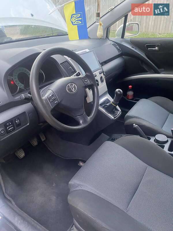 Toyota Corolla 2005