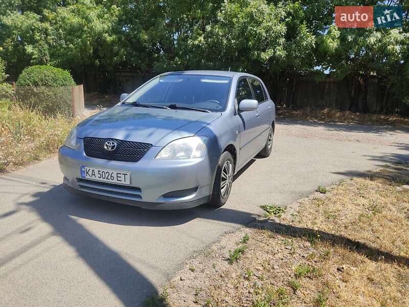 Toyota Corolla 2004