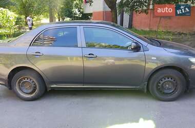 Седан Toyota Corolla 2009 в 