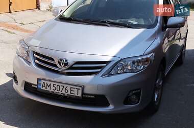 Універсал Toyota Corolla 2010 в Житомирі