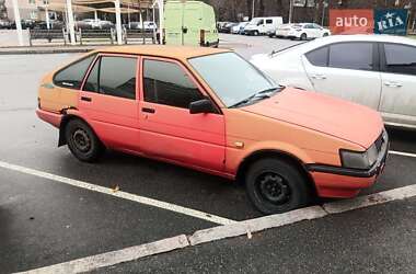 Лифтбек Toyota Corolla 1986 в 