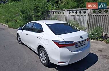 Седан Toyota Corolla 2016 в 