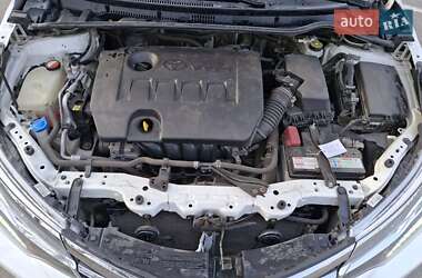 Седан Toyota Corolla 2016 в 