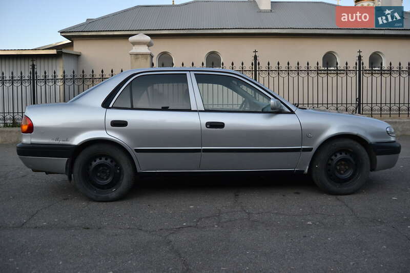 Седан Toyota Corolla 2000 в Одессе фото 8 Седан Toyota Corolla 2000 в Одессе