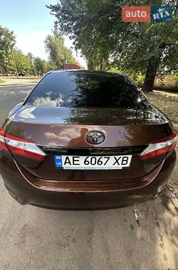 Седан Toyota Corolla 2016 в Кривом Роге