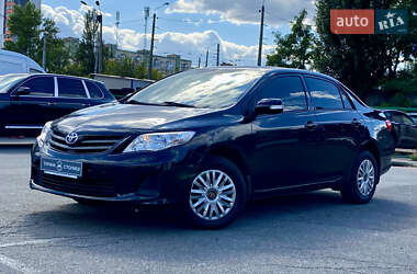 Седан Toyota Corolla 2011 в Києві