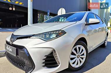Седан Toyota Corolla 2019 в Киеве