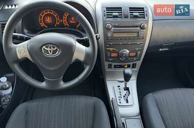Седан Toyota Corolla 2008 в Одесі
