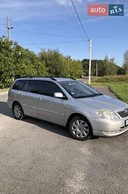 Універсал Toyota Corolla 2002 в Звягелі