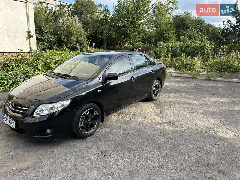 Седан Toyota Corolla 2008 в Львові фото 2 Седан Toyota Corolla 2008 в Львові