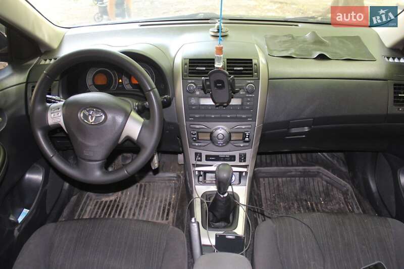 Седан Toyota Corolla 2008 в Одессе