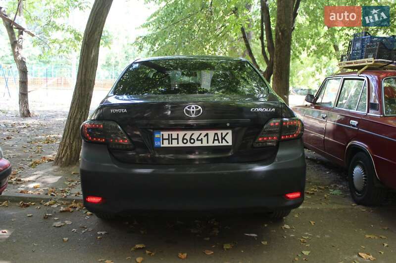 Седан Toyota Corolla 2008 в Одессе