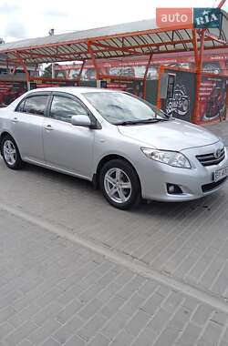 Седан Toyota Corolla 2008 в Полонном