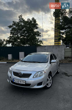 Седан Toyota Corolla 2008 в Києві