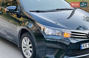 Седан Toyota Corolla 2016 в 