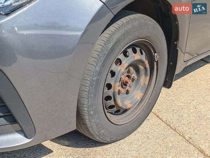 Седан Toyota Corolla 2016 в Харкові