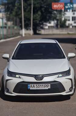 Седан Toyota Corolla 2019 в Києві