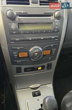 Хэтчбек Toyota Corolla 2008 в Одессе