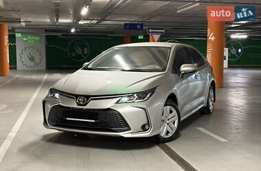 Седан Toyota Corolla 2025 в Києві