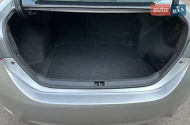 Седан Toyota Corolla 2018 в 