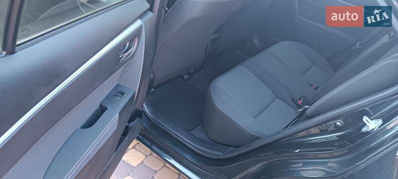 Седан Toyota Corolla 2015 в Киеве фото 9 Седан Toyota Corolla 2015 в Киеве