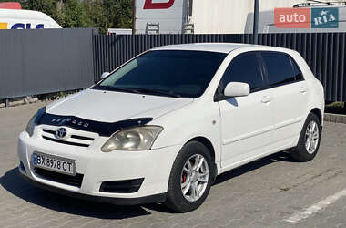 Хэтчбек Toyota Corolla 2006 в 