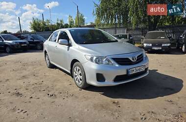 Седан Toyota Corolla 2011 в 