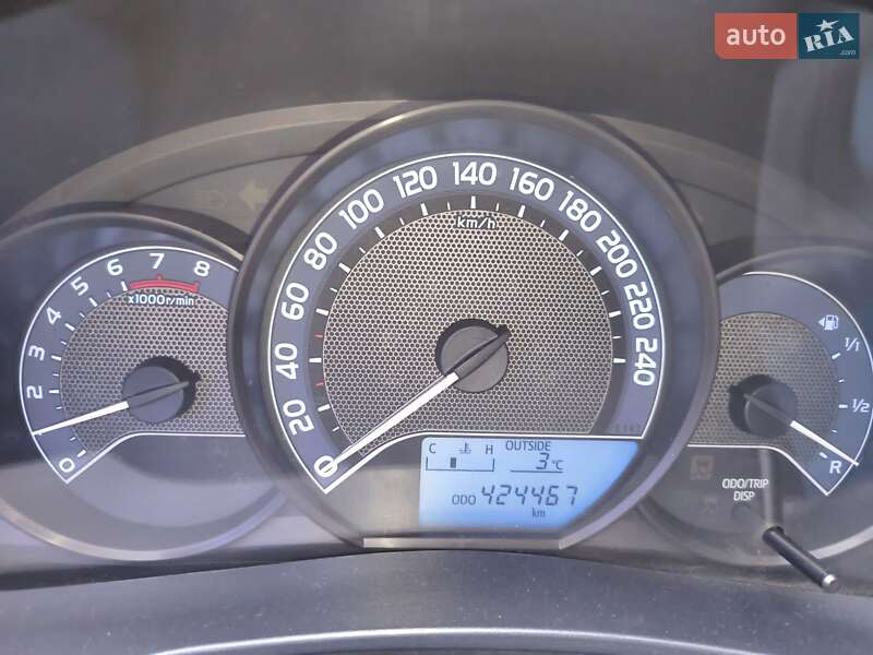 Седан Toyota Corolla 2014 в Каменском