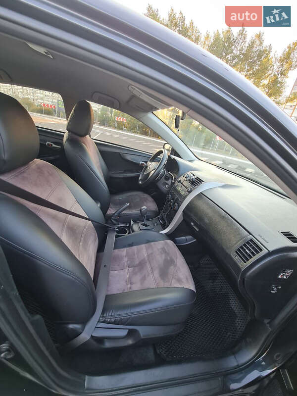 Седан Toyota Corolla 2008 в Києві