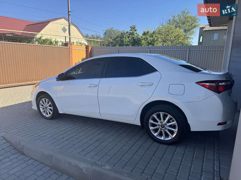 Седан Toyota Corolla 2016 в Одессе