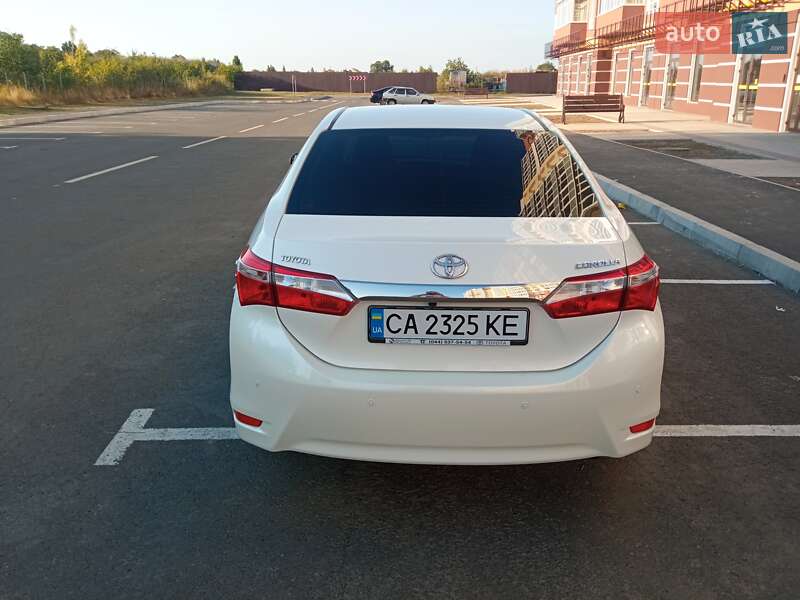 Седан Toyota Corolla 2014 в Умани фото 7 Седан Toyota Corolla 2014 в Умани