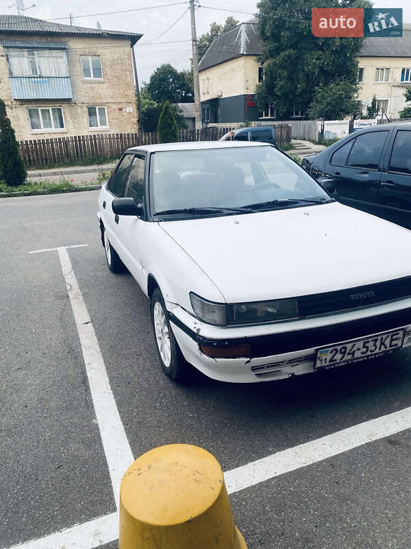 Лифтбек Toyota Corolla 1987 в Дымере фото 5 Лифтбек Toyota Corolla 1987 в Дымере