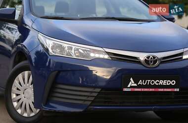 Седан Toyota Corolla 2016 в 