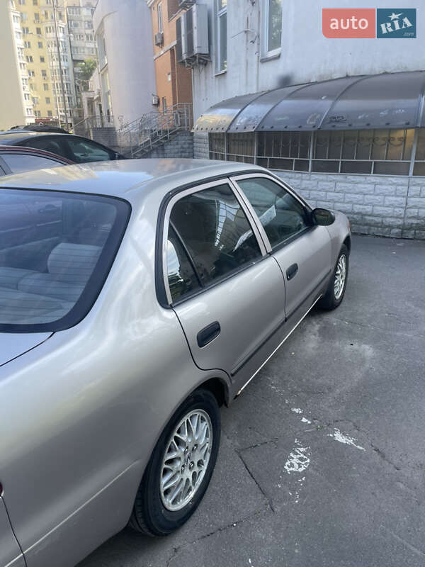 Седан Toyota Corolla 1999 в Киеве фото 10 Седан Toyota Corolla 1999 в Киеве