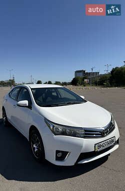 Седан Toyota Corolla 2015 в Одесі