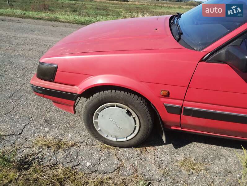 Лифтбек Toyota Corolla 1987 в Черкассах