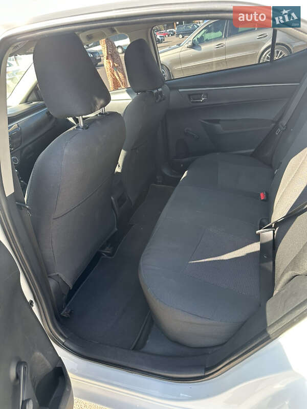 Седан Toyota Corolla 2015 в Одессе фото 20 Седан Toyota Corolla 2015 в Одессе