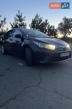 Седан Toyota Corolla 2016 в 