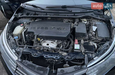 Седан Toyota Corolla 2016 в 