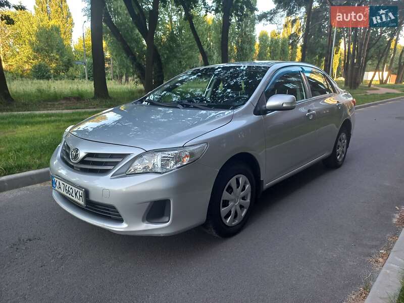 Toyota Corolla 2012
